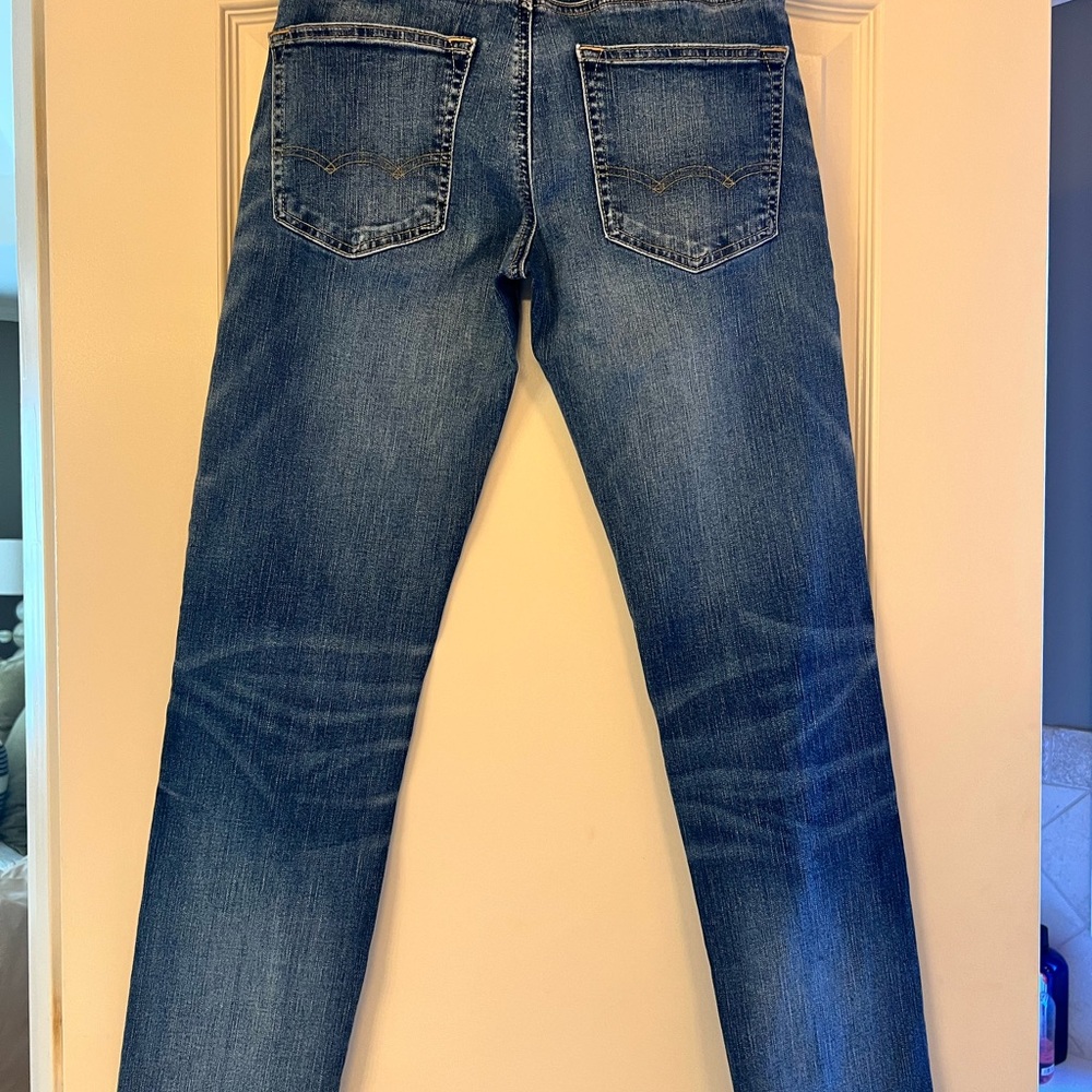 American Eagle Outfitters Men's Classic Blue Straight Jeans